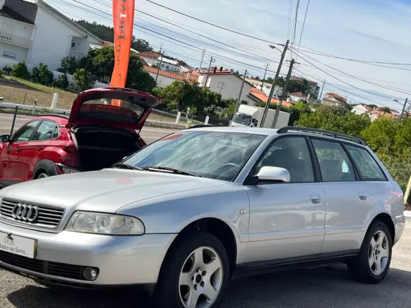 Audi A4 2004 - 3900 EUR, 400000 km - AUTO.MOTO.pt - 400000km - foto 3 de 18