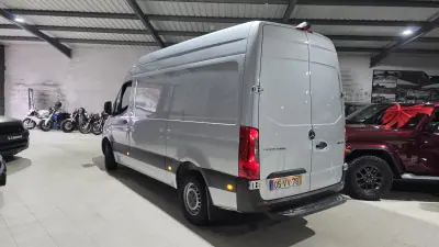 Mercedes-Benz Sprinter 316 Cdi 7G-tronic C/Iva 2018 - 27950 EUR, 160304 km - AUTO.MOTO.pt - 160304km - foto 8 de 34