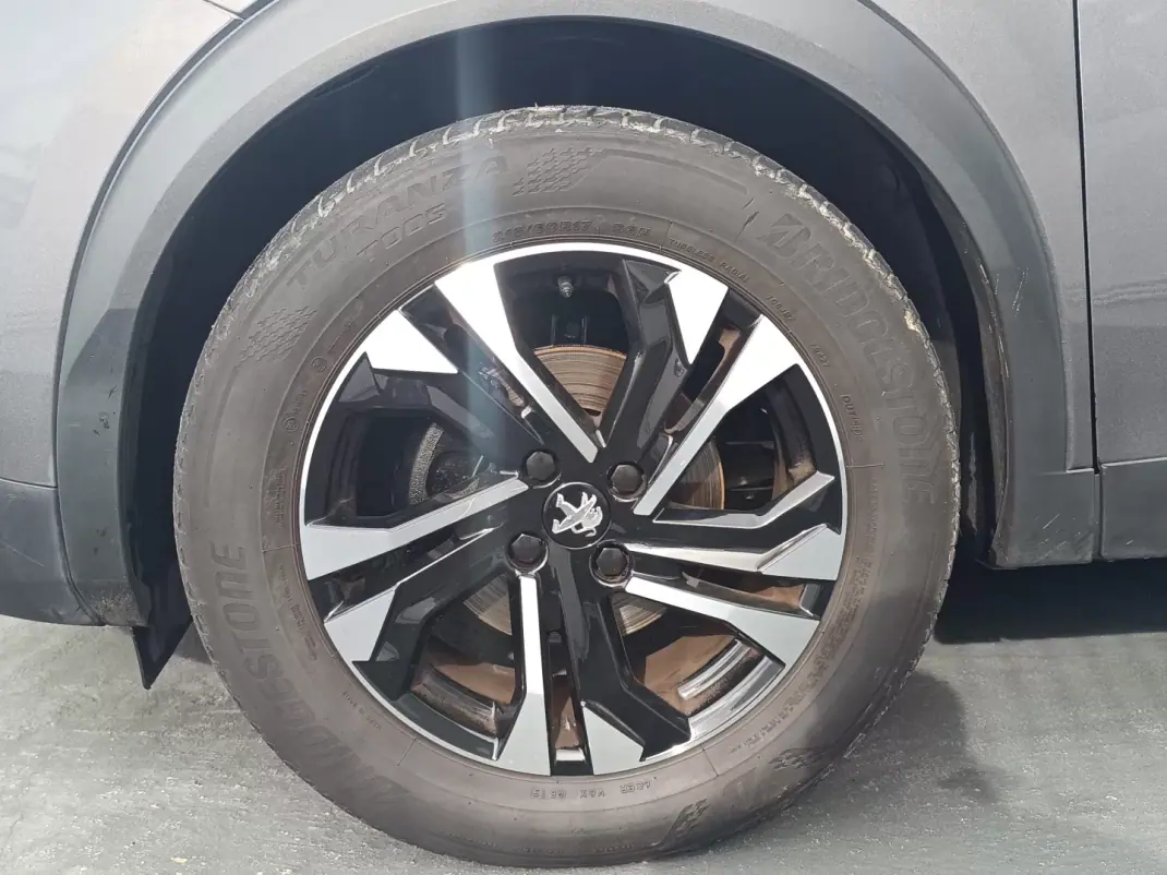 Peugeot 2008 2020 - 15900 EUR, 124990 km - AUTO.MOTO.pt - 124990km - foto 9 de 37