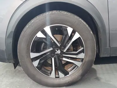 Peugeot 2008 2020 - 15900 EUR, 124990 km - AUTO.MOTO.pt - 124990km - foto 9 de 37