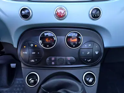 Fiat 500C 2021 - 11250 EUR, 104000 km - AUTO.MOTO.pt - 104000km - foto 18 de 32