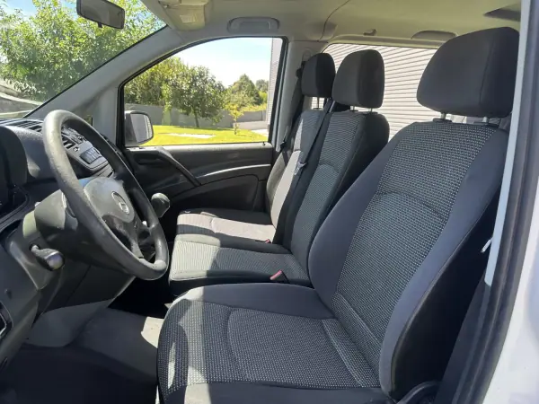 Mercedes-Benz Vito 2010 - 14900 EUR, 340000 km - AUTO.MOTO.pt - 340000km - foto 39 de 47