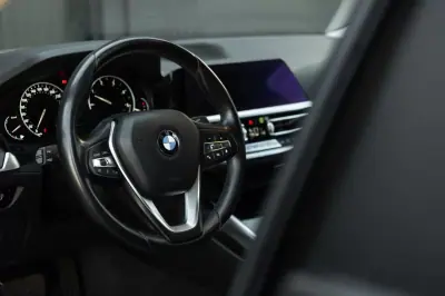 BMW 320 2019 - 27900 EUR, 112209 km - AUTO.MOTO.pt - 112209km - foto 11 de 26