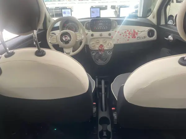 Fiat 500C 2020 - 15500 EUR, 48550 km - AUTO.MOTO.pt - 48550km - foto 15 de 16