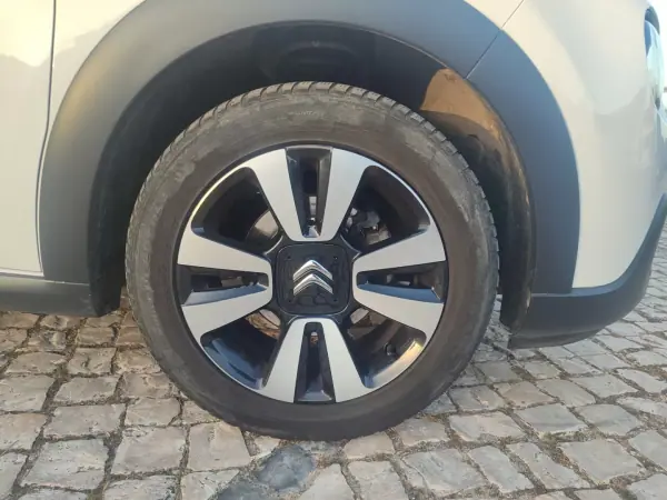 Citroën C3 2021 - 12900 EUR, 88000 km - AUTO.MOTO.pt - 88000km - foto 17 de 22