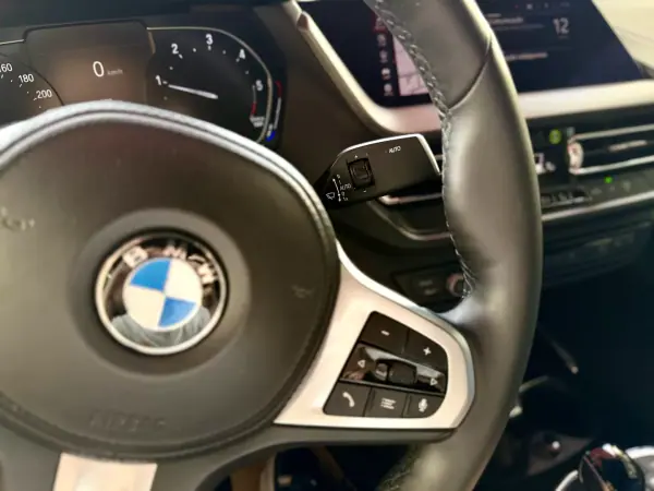 BMW 216 Gran Coupé 2021 - 25950 EUR, 84000 km - AUTO.MOTO.pt - 84000km - foto 21 de 27