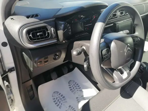 Citroën C3 2022 - 12900 EUR, 66690 km - 66690km - foto 8 de 18