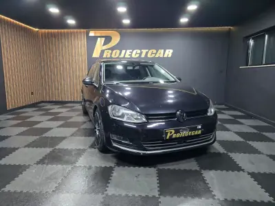 Volkswagen Golf 2013 - 14500 EUR, 180000 km - AUTO.MOTO.pt - 180000km - foto 16 de 18