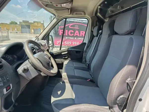 Renault Master 2019 - 19000 EUR, 83500 km - AUTO.MOTO.pt - 83500km - foto 10 de 28