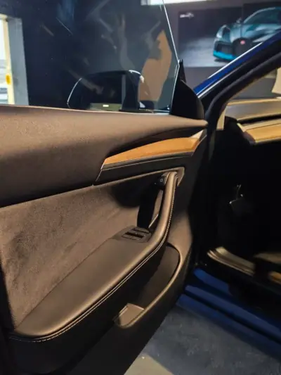 Tesla Model 3 2023 — foto 5 de 23