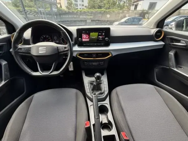 SEAT Ibiza 2022 - 12900 EUR, 89960 km - AUTO.MOTO.pt - 89960km - foto 10 de 12