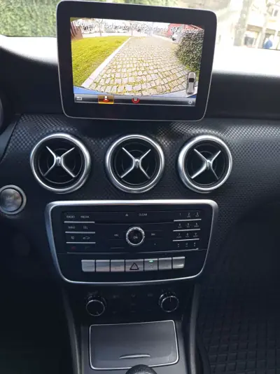 Mercedes-Benz A 180 2018 - 17990 EUR, 75772 km - AUTO.MOTO.pt - 75772km - foto 9 de 12