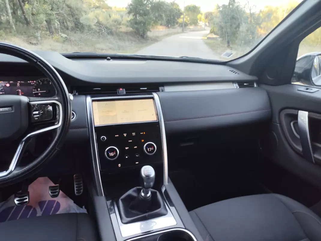 Land Rover Discovery Sport 2021 - 22000 EUR, 116100 km - 116100km - foto 23 de 27