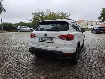 SEAT Arona 2023 - 15990 EUR, 49350 km - AUTO.MOTO.pt - 49350km - foto 5 de 25