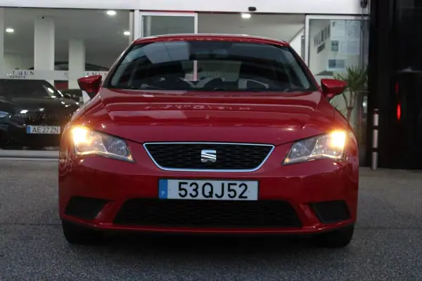 SEAT Leon 2013 - 10900 EUR, 140335 km - AUTO.MOTO.pt - 140335km - foto 15 de 16