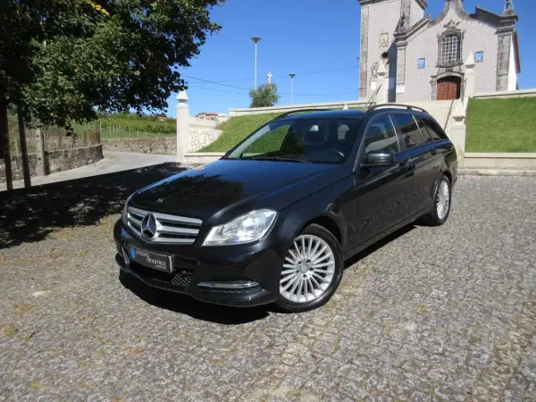 Mercedes-Benz C 180 2012 - 13490 EUR, 240000 km - AUTO.MOTO.pt - 240000km - foto 3 de 47