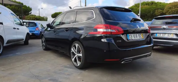 Peugeot 308 SW 2018 - 18500 EUR, 116123 km - AUTO.MOTO.pt - 116123km - foto 5 de 9