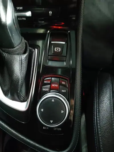 BMW 218 Gran Tourer 2015 - 17250 EUR, 190800 km - AUTO.MOTO.pt - 190800km - foto 28 de 35