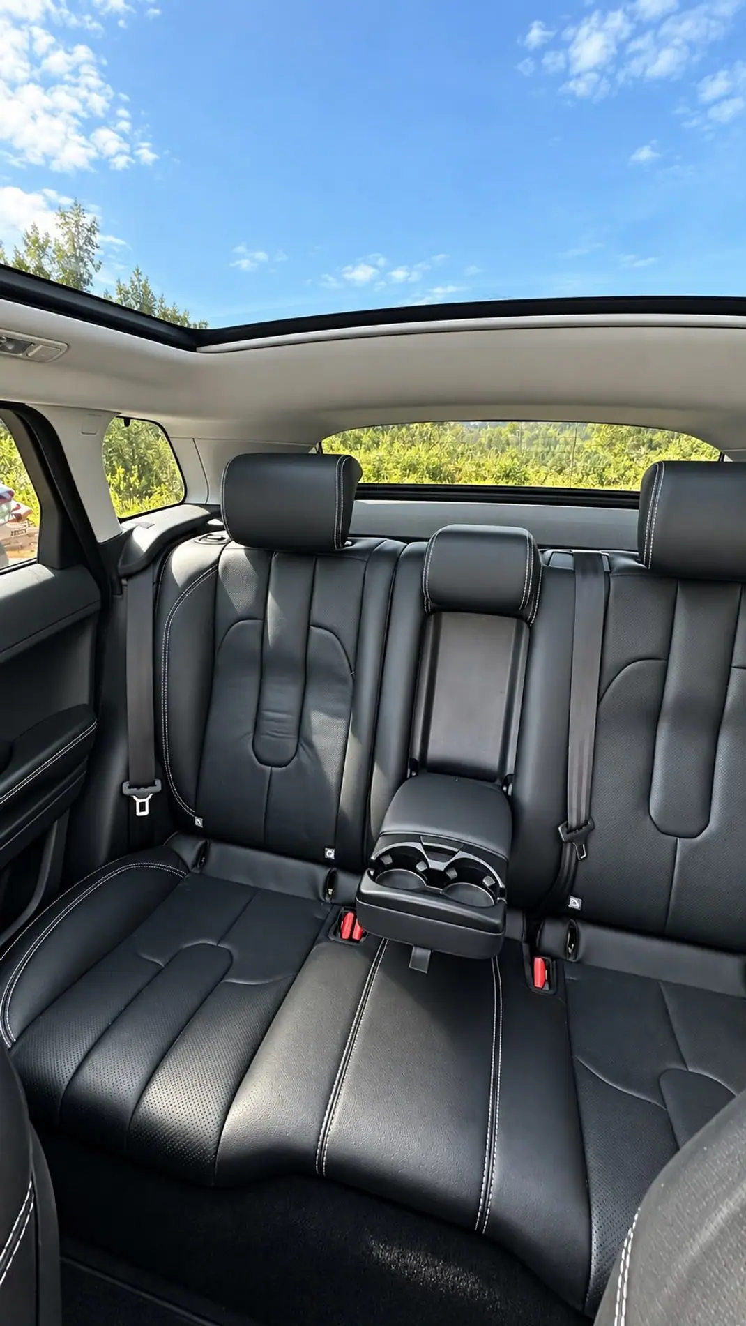 Land Rover Range Rover Evoque 2014 - 16900 EUR, 134800 km - 134800km - foto 7 de 13