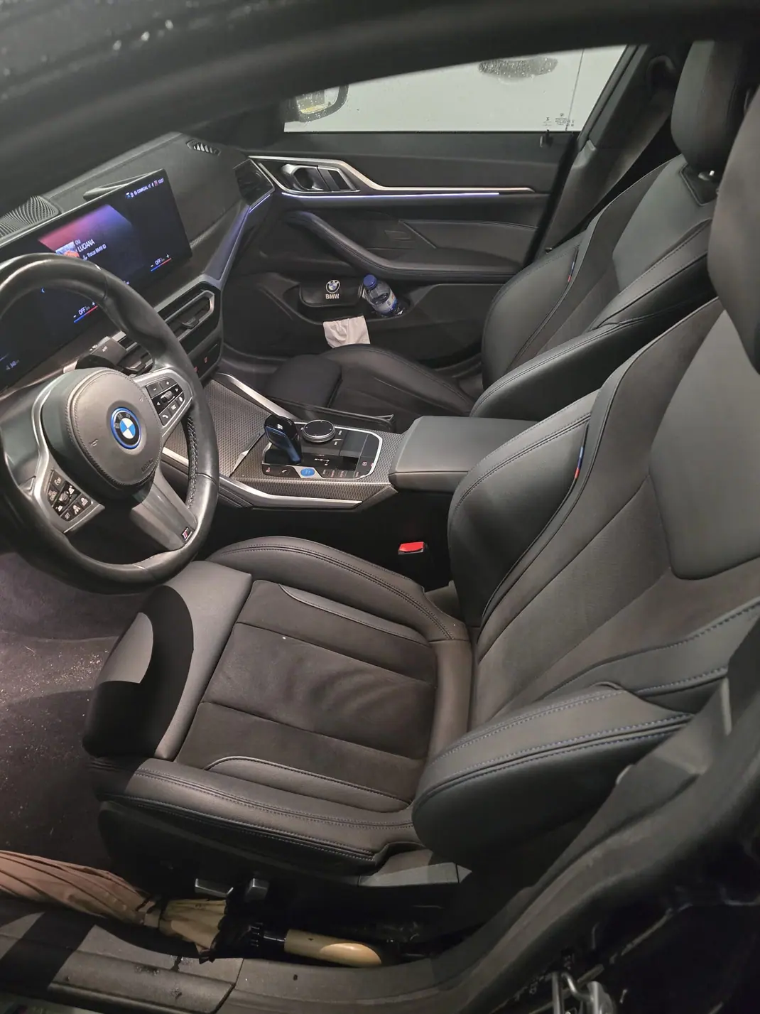 BMW i4 2023 - 41000 EUR, 54000 km - AUTO.MOTO.pt - 54000km - foto 5 de 6