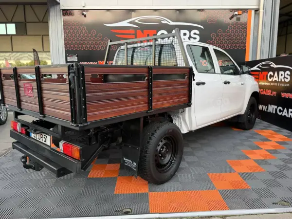 Toyota Hilux 2018 — foto 2 de 12