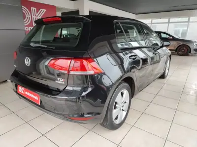 Volkswagen Golf 2013 - 10750 EUR, 198000 km - AUTO.MOTO.pt - 198000km - foto 11 de 34