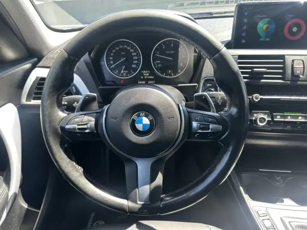 BMW 125 2014 - 16000 EUR, 240000 km - AUTO.MOTO.pt - 240000km - foto 39 de 58