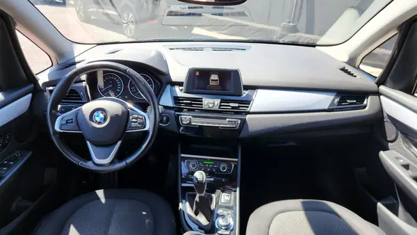 BMW 218 Gran Tourer 2016 - 13990 EUR, 216000 km - 216000km - foto 10 de 15