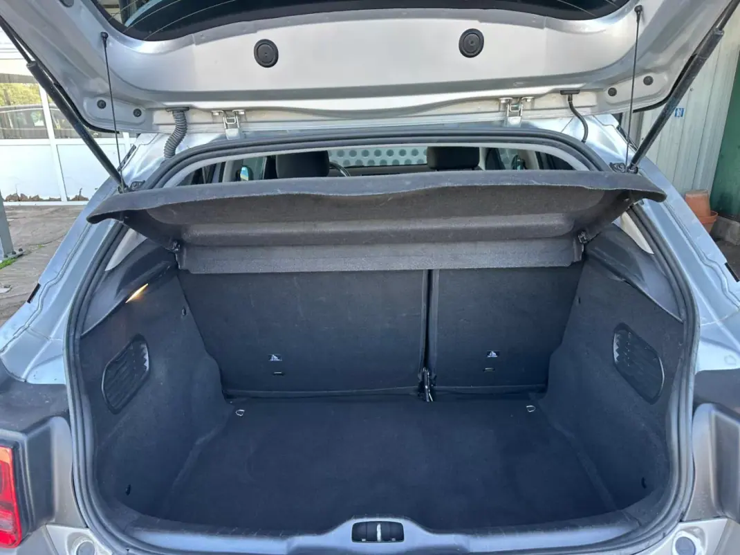 Citroën C4 Cactus 2017 - 13900 EUR, 97056 km - AUTO.MOTO.pt - 97056km - foto 27 de 28