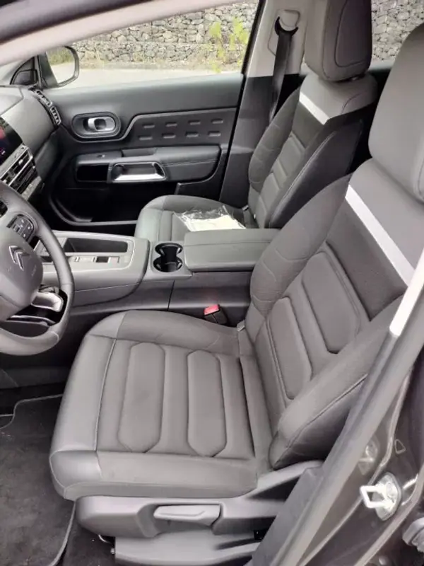 Citroën C5 Aircross 2023 - 26500 EUR, 16000 km - AUTO.MOTO.pt - 16000km - foto 11 de 34