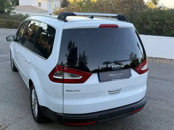 Ford Galaxy 2013 - 12699 EUR, 160000 km - AUTO.MOTO.pt - 160000km - foto 9 de 9