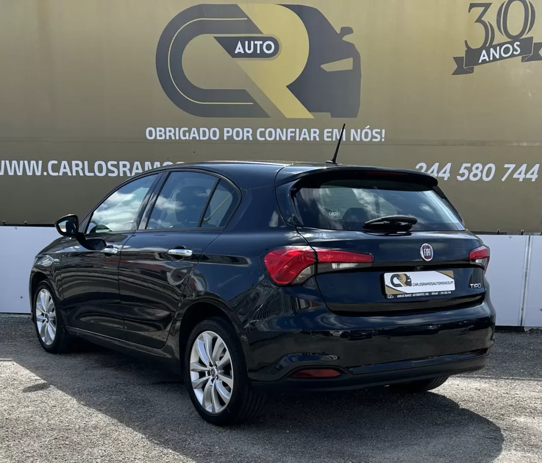 Fiat Tipo 2017 - 13900 EUR, 194560 km - AUTO.MOTO.pt - 194560km - foto 3 de 9