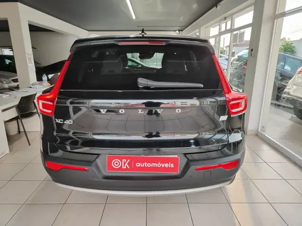Volvo XC 40 2020 - 28250 EUR, 45500 km - AUTO.MOTO.pt - 45500km - foto 10 de 35