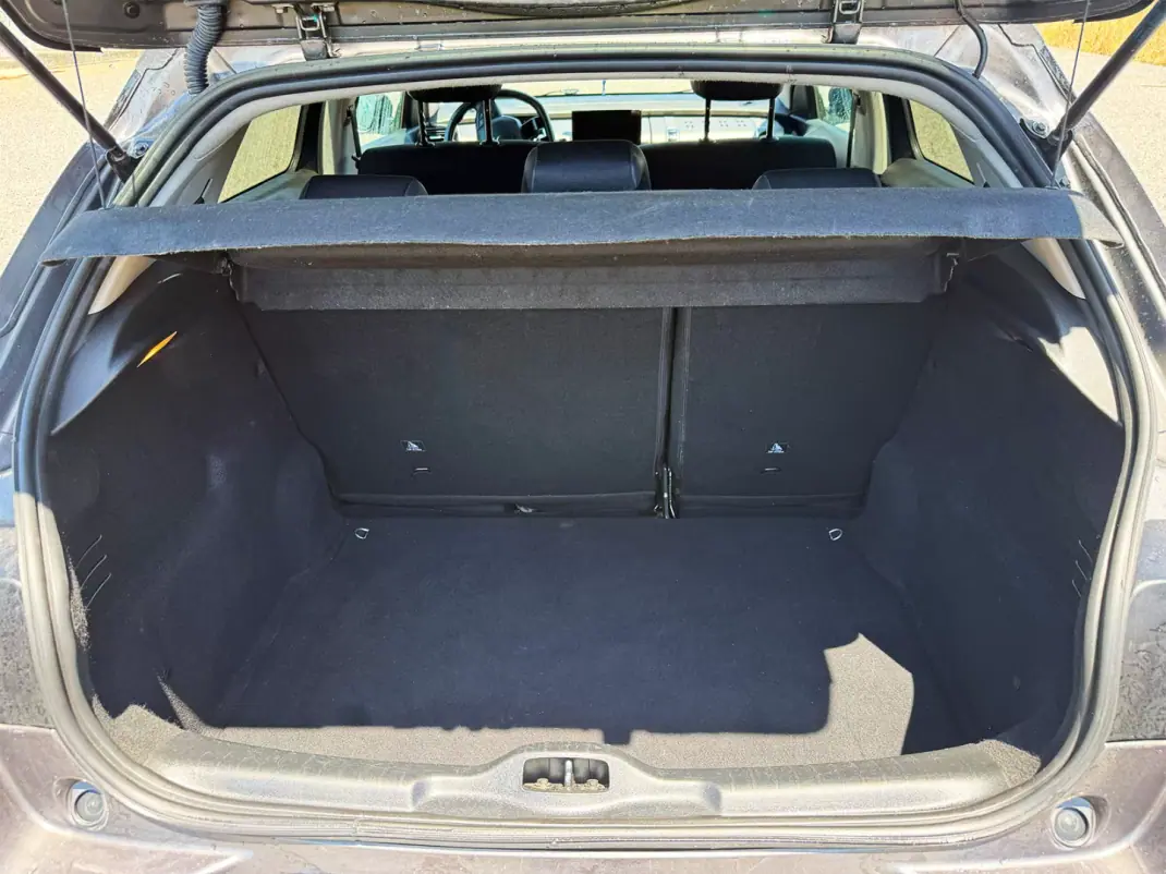 Citroën C4 Cactus 2018 - 11900 EUR, 101000 km - 101000km - foto 16 de 16