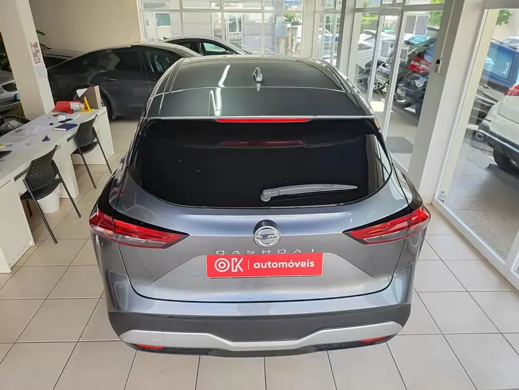 Nissan Qashqai 2022 - 20500 EUR, 63500 km - AUTO.MOTO.pt - 63500km - foto 11 de 39