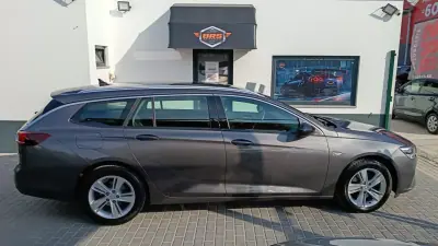 Opel Insignia Sports Tourer 2021 — photo 4 of 21