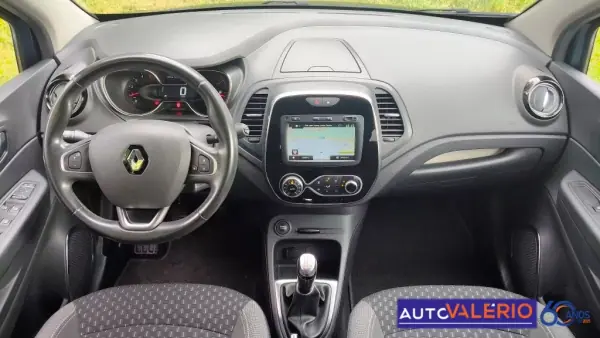 Renault Captur 2019 - 17950 EUR, 35775 km - AUTO.MOTO.pt - 35775km - foto 13 de 34