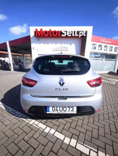 Renault Clio 2018 - 8600 EUR, 0 km - AUTO.MOTO.pt - foto 9 de 10