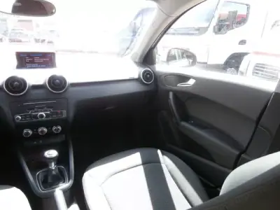 Audi A1 2016 - 12500 EUR, 191278 km - AUTO.MOTO.pt - 191278km - foto 15 de 31