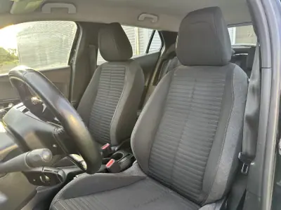 Peugeot 2008 2021 - 21500 EUR, 170000 km - 170000km - foto 22 de 53