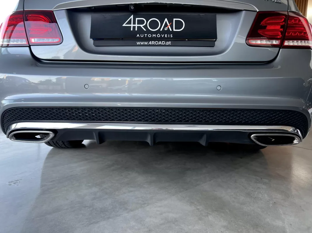 Mercedes-Benz E 220 2015 - 24999 EUR, 161900 km - AUTO.MOTO.pt - 161900km - foto 57 de 135