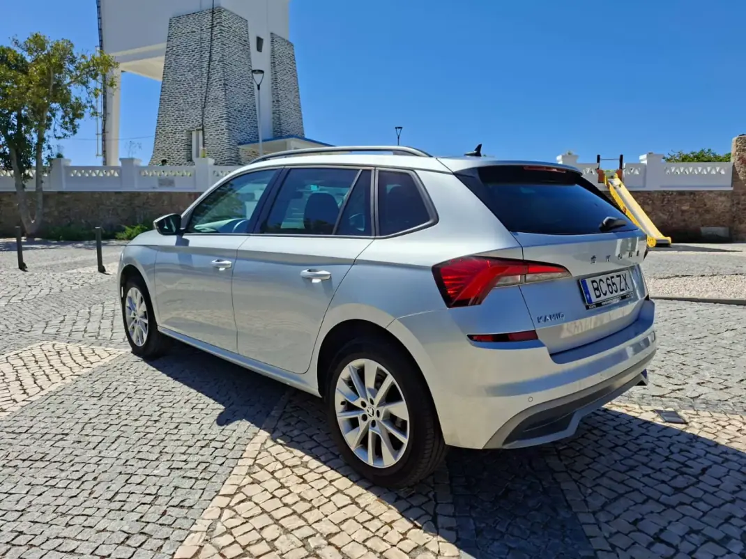 Skoda Kamiq 2023 - 17900 EUR, 54069 km - 54069km - foto 4 de 23