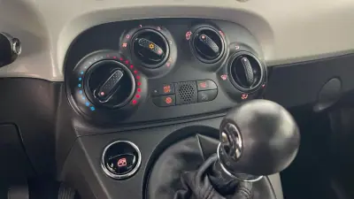Fiat 500 2021 - 12990 EUR, 59000 km - AUTO.MOTO.pt - 59000km - foto 35 de 41