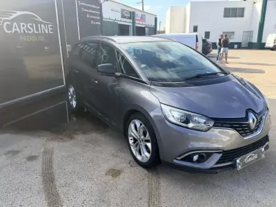 Renault Grand Scénic 2017 - 9200 EUR, 198500 km - AUTO.MOTO.pt - 198500km - foto 3 de 8