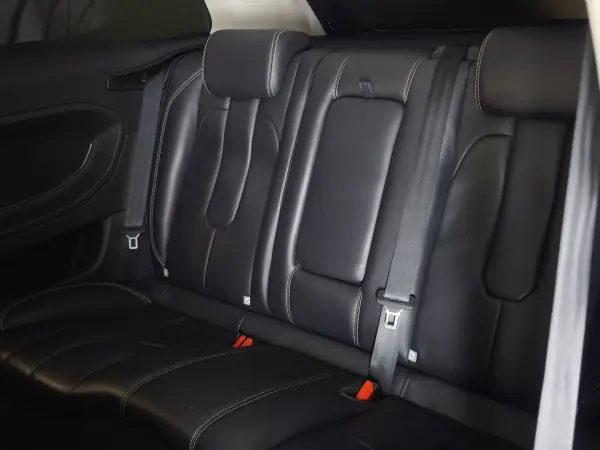 Land Rover Range Rover Evoque 2015 - 20990 EUR, 167316 km - AUTO.MOTO.pt - 167316km - foto 31 de 31