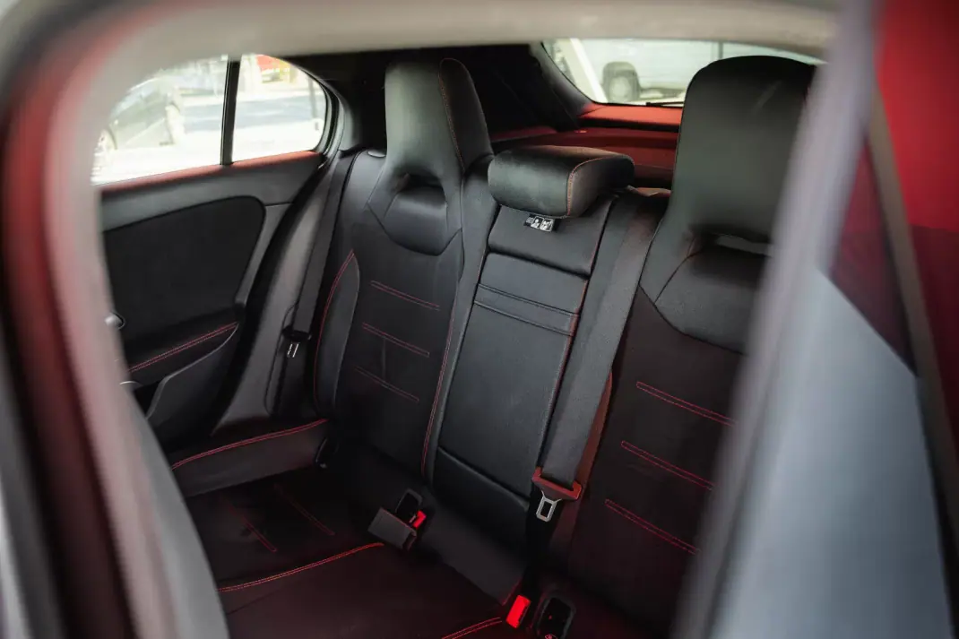 Mercedes-Benz A 200 2023 - 32400 EUR, 51000 km - AUTO.MOTO.pt - 51000km - foto 14 de 32