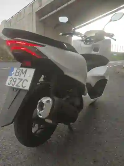 Honda PCX 125 2024 — photo 4 of 5