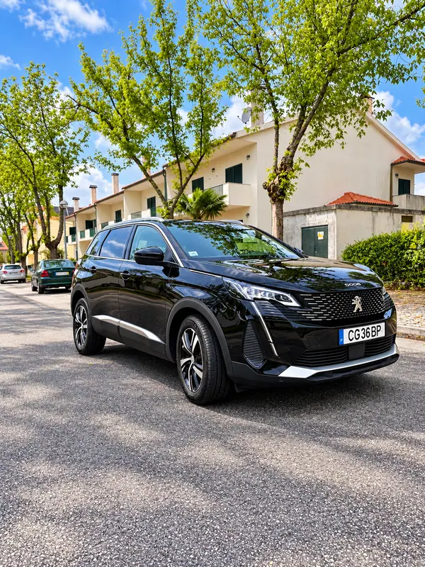 Peugeot 5008  5008 GT 1.2 PureTech 130cv EAT8 | 7 Lugares | 2023 | 24.716 km 2023 Gasolina