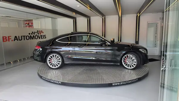 Mercedes-Benz C 220 2017 - 29500 EUR, 196135 km - AUTO.MOTO.pt - 196135km - foto 9 de 59