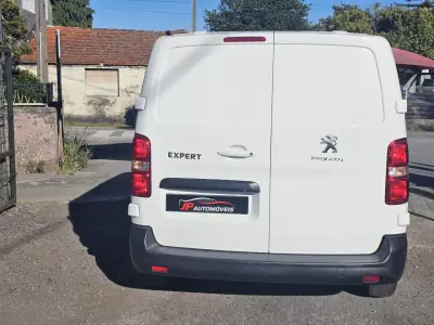 Peugeot EXPERT 1.5 BLUEHDI 100CV 2020 - 12999 EUR, 189000 km - AUTO.MOTO.pt - 189000km - foto 14 de 14